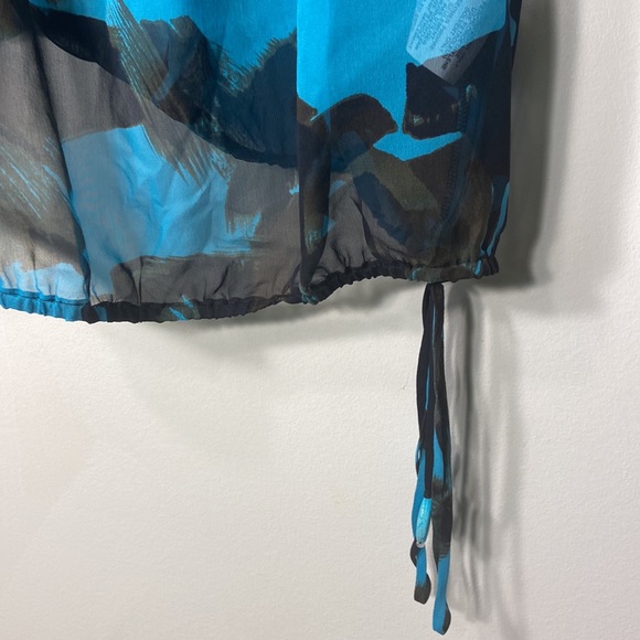 Karen Kane silk blouse - Picture 3 of 13